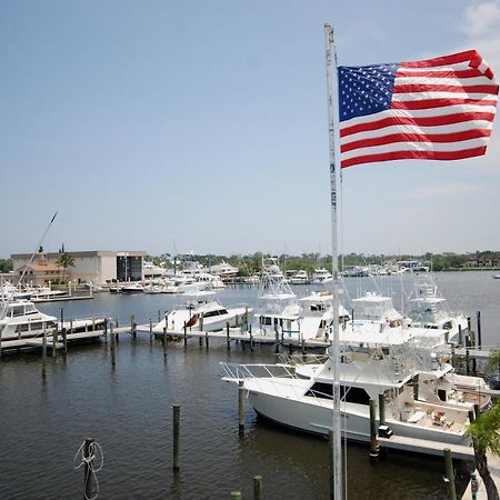 Pirate's Cove Resort&Marina - Stuart Esterno foto