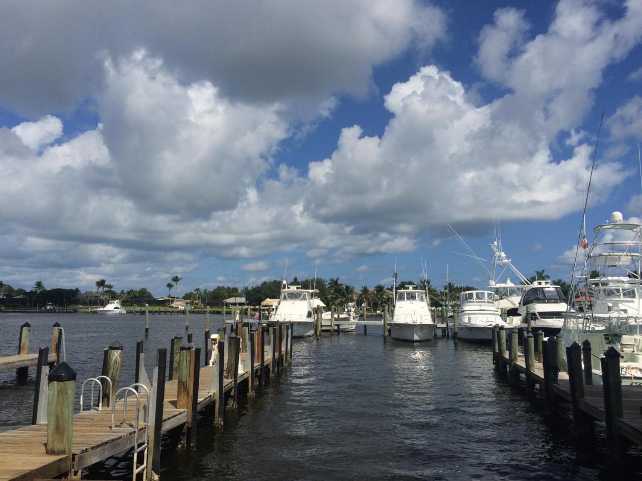 Pirate's Cove Resort&Marina - Stuart Esterno foto