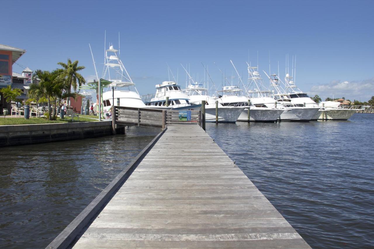 Pirate's Cove Resort&Marina - Stuart Esterno foto